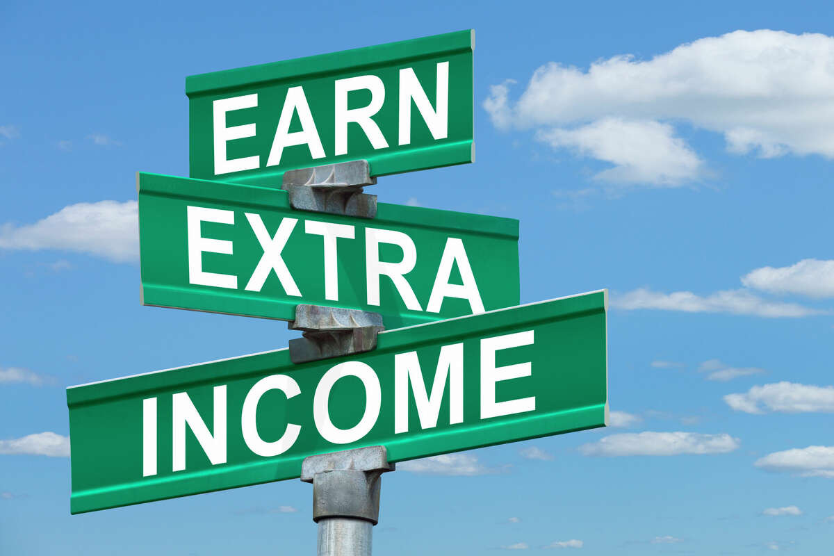 15 Great Side Hustle Ideas Can Help You to Earn Extra Money Parallelly with Your Job